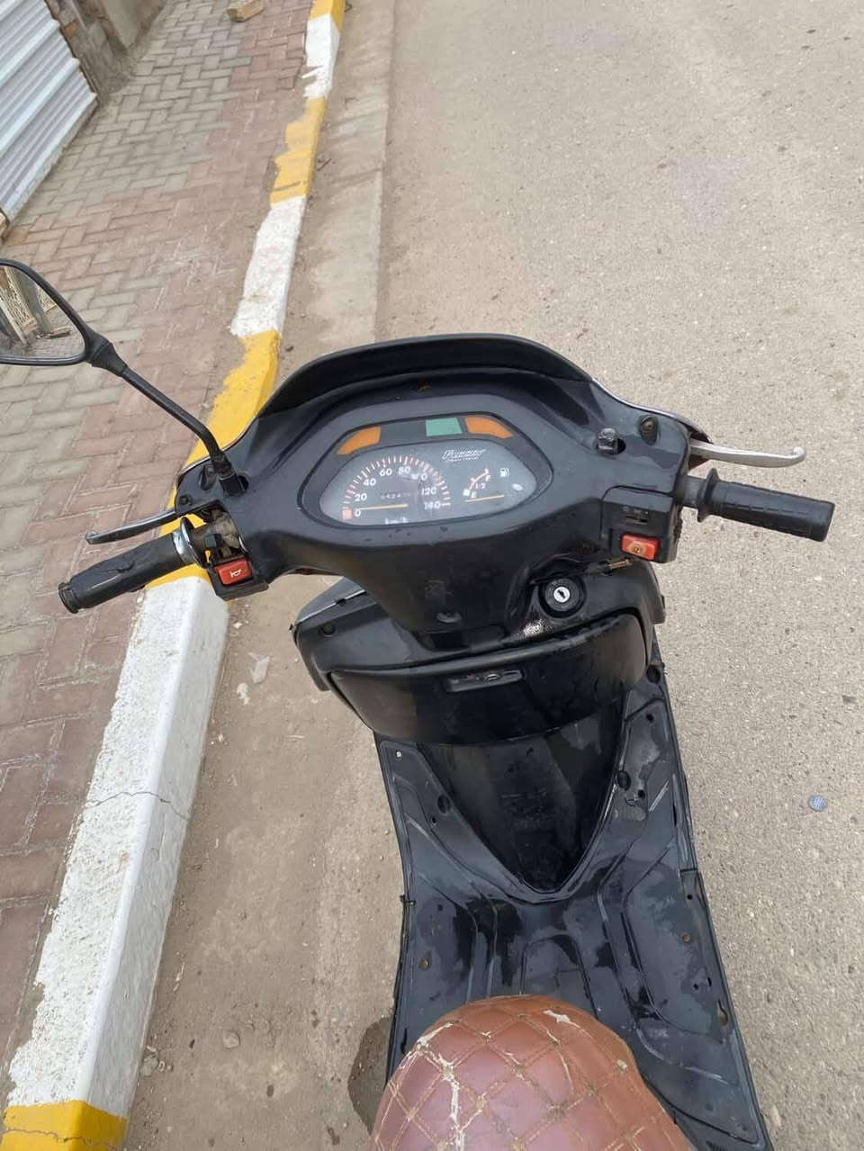 سلام عليكم
للبيع 
دراجه ياماها فراشه 140 مكينه مجفته دراجه شغاله 
للستفسار ***********
