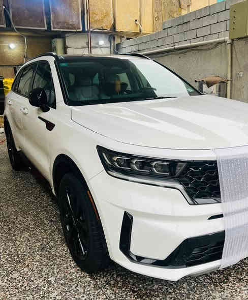 كيا سورنتو  sx 
فول ١/١

مواصفات بصمه 
بنراما 
ويل 20 دعايه بلاك توب 
حساس خلفي 
رادارات جانبي امامي 
كامره خلفيه 360 
اشاير بالمري 
لايت 3عدسات زنون 
تدفئه كشنات 
7 راكب منفصل سياحي 
انظمة القياده اربع انظمه 
محرك 2500تيربوو
شاشه تاب تدعم كاربلي اندرويد اوتو 
فور ويل السياره 
قطعتين تبريد 
لد نهاري 
لد خلفي 
كشاف بروجكتور زنون 
كشن كهرباء
خمسه ويل كب 
الحادث جاملغ خلفي وربع باب ابيع قطعتين صبغ
السعر ٢٧٥٠٠$يعني شدتين وخمسه وسبعين
الرقم ***********
مكاني مدينه الصدر
