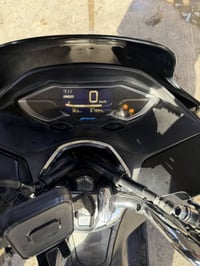 دراجة pcx جيل الرابع كوري مكفوله محرك برغي ممفتوح مصار شهر من ماخذها  ...