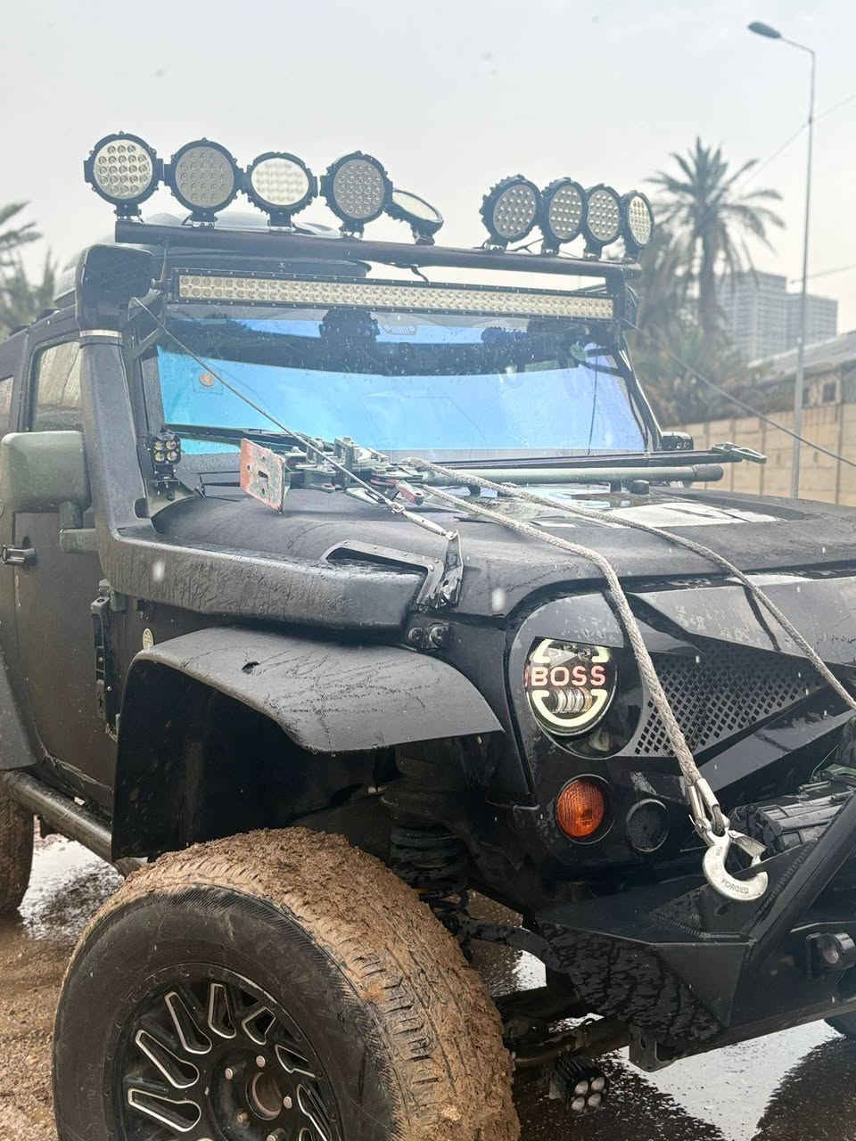 السلام عليكم

ارخص رانكلر 11 بهل تزويد وهل ممشه وضرر وماتصور تحصلون بهل سعر ورجاء لاتقارنه بلعاديه او ضرر قوي لان صايره عليه فوك 220 

للمراوس حسب قناعه او بيع
سعره 138 ومجاله كلش بسيط وبلخير ع ياخذه 

الوحش الامريكي جيب رانكلر 2011 فئة سبورت اربعينيه تك باب دفع رباعي خفيف وثقيل 

 Jeeb Wrangler 11 Sport 4x4

وارد امريكي ضرره جاملغ امامي فقط بدون دواخل

سقف كاربون قابل للفتح 

رقم ديالى شرط تحويل 

ماشيه 110 الف فقط حقيقي

محرك كير ولوكير صدر تبريد كله كامله 

سياره مغلفه قديفه شامو تغليف موصبغ وكشره كلش نضيف وبلادي وعندي صور قبل تغليف شرط زلغ مابيه ع وضع الشركه بدون صبغ 

داخل جلد لون قرميدي 🤎

   تعديلات  ⚡

صالنصات بوابات تفريغ نار 🔥 وصوت رياضي🌪 مشتغله يم كراج كاربون 

مرفعه ٢.٥ انج 
بنيد ابو فتحات 
دبلات و لويات اودمان 
حامل سبر خلفي تي ماكس 
دعاميه بويزن سبايدر 
شوته اوف رود تي ماكس 
دوس جنبيه اميركنستار 
لد بار 
بلوجكترات عدد ٢٤ 
بوكسفيوز و كنترول خاص بالبلوجكترات 
ونج سحب 
مظله جانبيه 
صندوق خزن بوكس 
شاشه اندرويد كامره خلفيه
وبعد بيه هواي تعديلات وماعده اضافات داخليه والخارحيه هواي اضافات 
-----
 سبير والدعاميه موجودات وسياره جان عليه تاير جبلي بس هسه شديتله هذا تاير الياخذه يشدله جبلي او يعوف هذا بعد يم مشتري ويردله ترتيبات بسيطه فقط 
مكان سياره الاعطيفيه 
الاستفسار اتصال ع رقم *********** سيد علي او واتساب ***********
