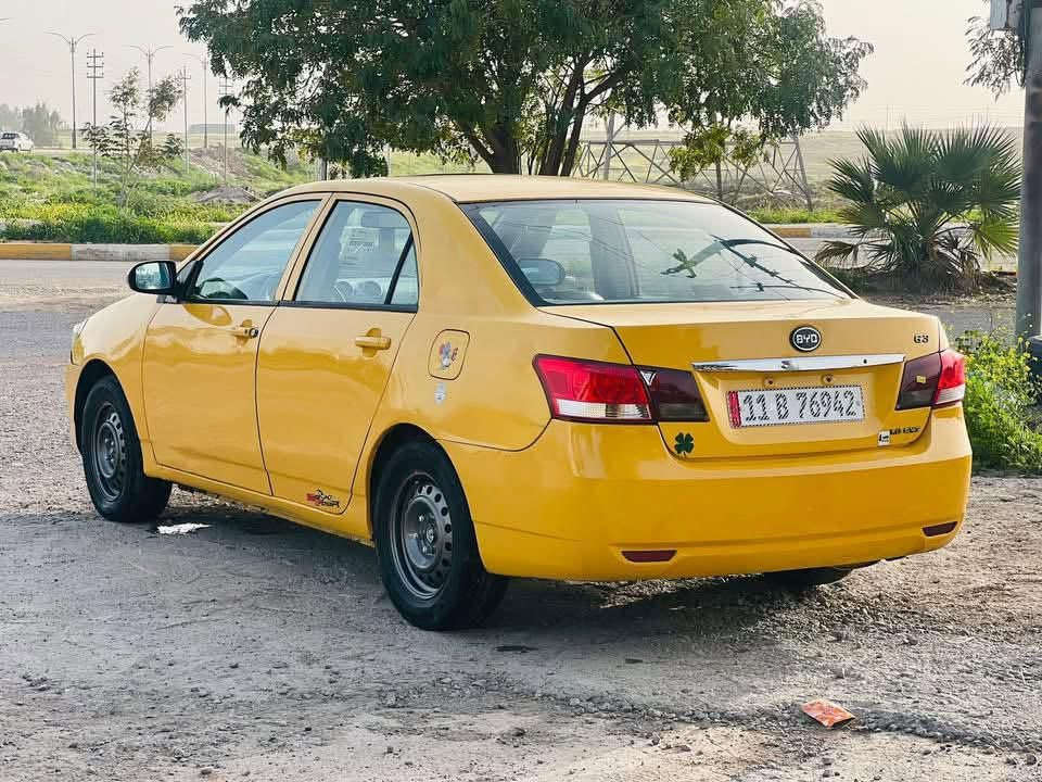 سلام عليكم بيوايدي موديل 13محرك نحلة 1800 رقم انكليزي تحويل شوكت متريد سنوية لحد 31جديد دوشمة جديد باتري جديد يومين من شدها صبغ بلاد التبريد بس يحتلج راديتر السعر 52 وبي مجال مستعجل على بيعتها
وهذا رقمي ***********

