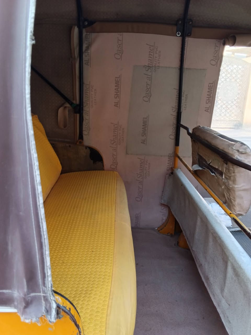 السلام عليكم تكتك موديل 19 مرقمه بسمي بيهه خياسات لامعمره ولا مصبوغه سعر 5500 مكاني  بغداد شهداء العبيدي رقمي ***********
