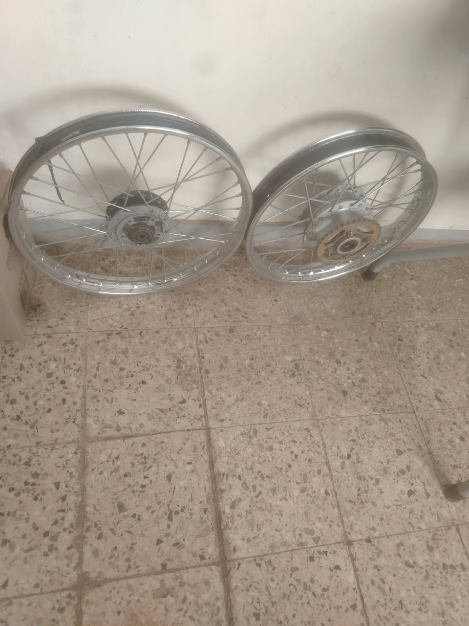 وياله البيع عنواني دوانيه المركز ***********
