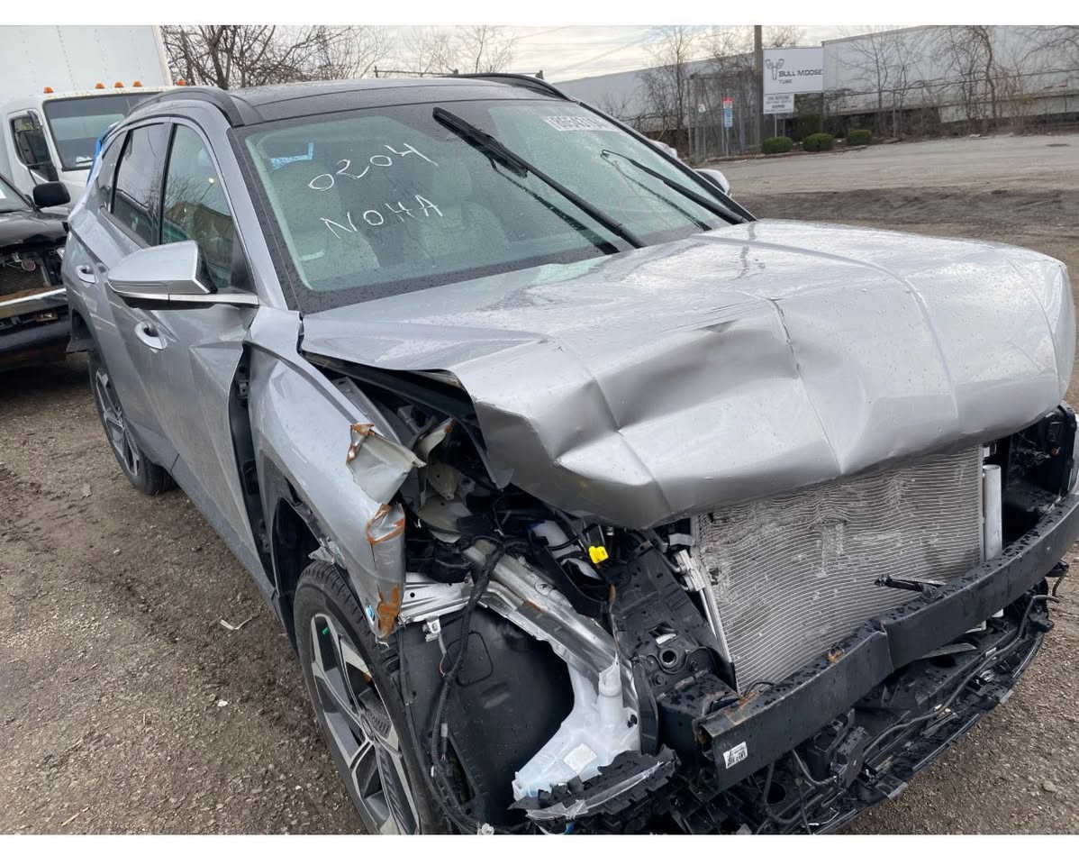 سلام عليكم للبيع توسان 2024. Vib
ماشيه 36الف km
مكينه 2500
شاصي لغد كفاله 
اعله فئة حته كشن الخلفي تدفئه خمس كامرات دجتل داخل ابيض كشن فول تحكم بنوراما  سيارة جديدة حادثه امامي وخلفي بدون شاصي بنيد وجاملغ شاصي مكفول وقبق جنطه مبدل نفس الون  يعني تلث قطع السيارة واليه الخلفيه مبدله  سيارة رقم بغداد بسمي تحويل ثانيوم مكاني بغداد  
السعر 173 $وبيه مجال وماكو هيج سعر 
***********
