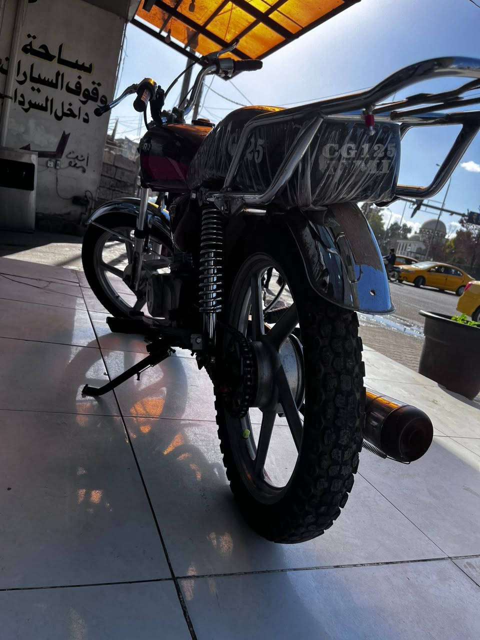 سلام عليكم اخوان نامه سوبر 2014 محرك مفتوح أي عيب مابي وياله وتايرات جديدات سعر 300 بي مجال كركوك رقم ***********
