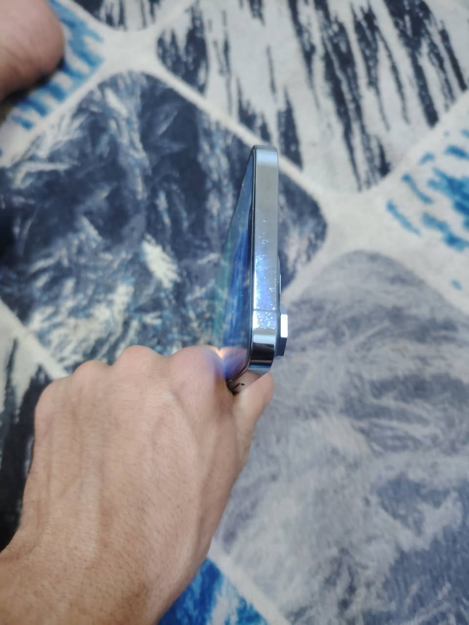 السلام عليكم موبايل 13 برو ماكس شرق أوسط ذاكره ٢٥٦ لون بحري نضيف كلش حلو مبدل شاشه وكاله كلش حلوه فقط كامره ثانيه تشتغل ساعه تشتغل ساعه لا السعر ٥٥٠ بي مجال بسيط
***********
