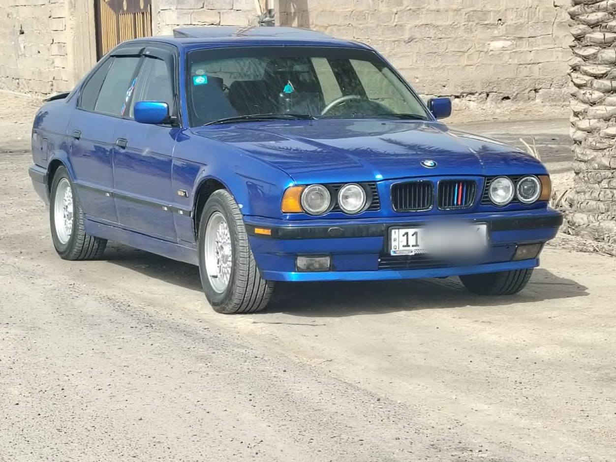 السلام عليكم BMW 525 موديل 92 مسكر عدل كير أوتو بجم عريض رقم بغداد الجديد سنويه لل27تحويل ثاني يوم تخم تاير حداديه نظيفه داخل السياره جديد فتحه شغاله سياره مال جناي سعر 74 مجال بسيط مكاني فلوجه 
***********

