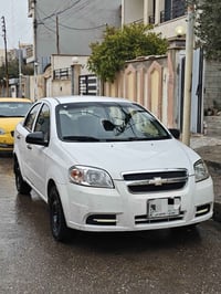 أفيو 2008 للتواصل : 07733366543  كير عادي محرك دبل كمشفت  السيارة نظيف...