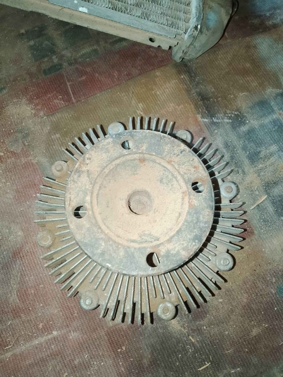 سلام عليكم غراض راس الثور البيع نضيفات وكلهن شغالات قيم وخذ نتصل وتدلل***********
