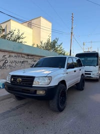 لاندكروز • ٢٠٠٤ • مزاد
