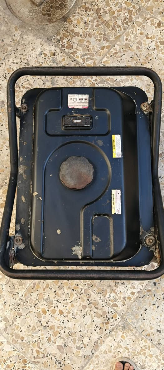 السلام عليكم
مولد  نضيفه ما مستعمله هواي اخت الجديده 

السعر 85 وبيها مجال 

العبيدي الرئاسه شارع 20 

الهاتف *********** ‏‪
