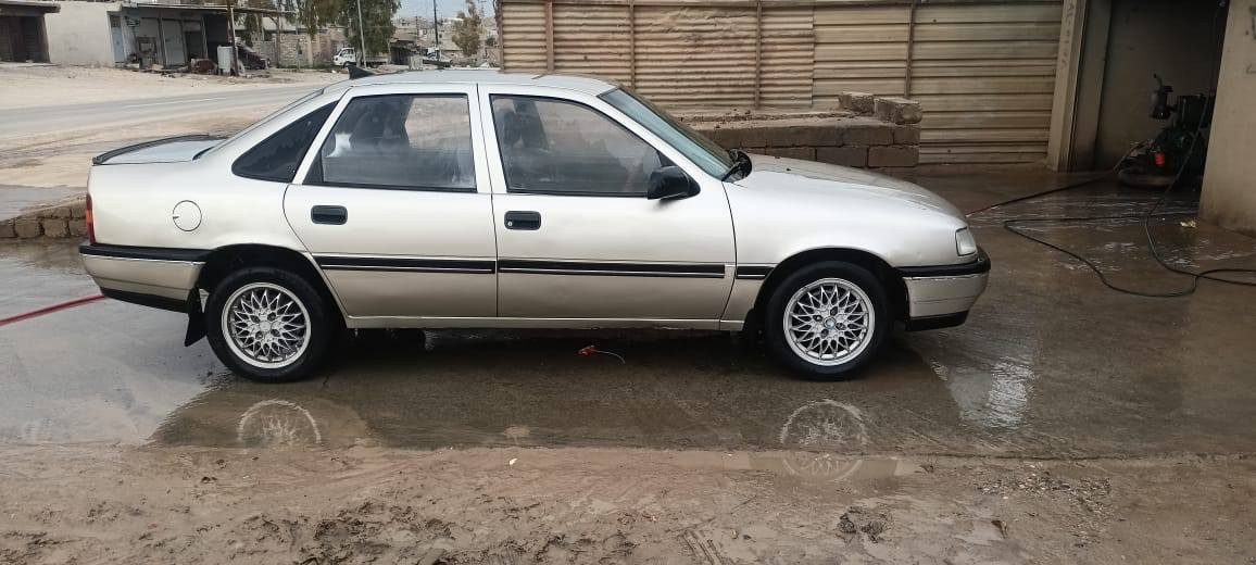 حجم 18صبغ عام جماليه فقط لا معجون لا ظربه لا طخه رقم اخضر كابون موجود مكلف بالنشر صاحب السياره***********
