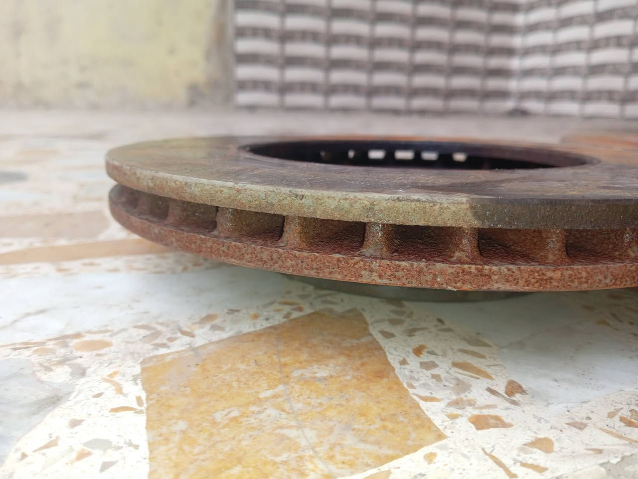 أسلام عليكم فلنجات كيا ريو او اكسنت ٢٠١١ او جوه يرادلهم تصفير السعر30 او بي مجال ***********
