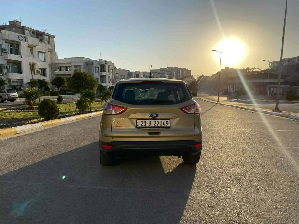 فۆرت ئیسکەیپ   مۆدیل 2014 بێ بۆیاخ بێ ساردو بێ چاڵ  سەیارەکە هی دەستی خۆمانەو بێ مەسرەفە 
شوێن سلێمانی  سعر (113$) و مەجال
ژ.م
*********** السليمانية, العراق
