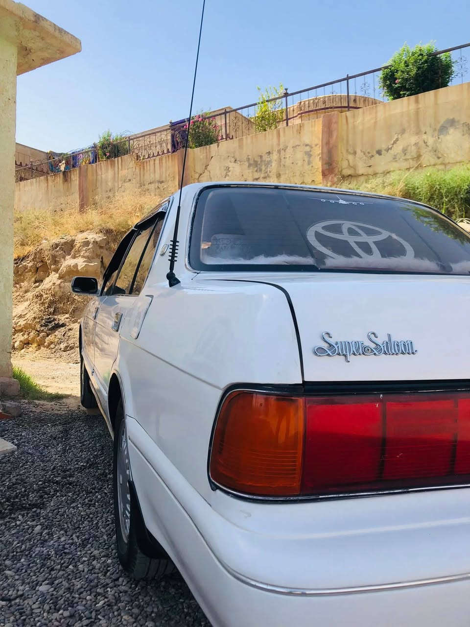 سلام عليكم ارنب يسار اصلي للبيع موديل 93 محرك 3000 صبغ جماليه بدون ضرر تدفئه وتبريد كهربائيات كلها شقاله السعر 75 وبيها مجال شي قليل ارقم *********** مكاني صلاح الدين قضاء بيجي
