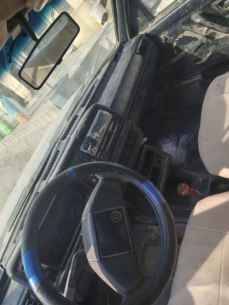 السلام عليكم ورحمة الله وبركاته

للبيع كولف. 1989
محرك شرط.
كير.  نمره ورا مايبدلل 
السياره جاهزه شغاله كامل 
تايرات   فوگ النص عمر👍🏻
صدر نص عمر👍🏻
كهربائيات شغاله 
رقم كركوك. بيها سنويه. بس ماندل صاحبهاا
السعر 12 وبيه مجال  🏃‍♂️‍➡️✅
والاتصال ع الرقم *********** 
 مكانه العلم
