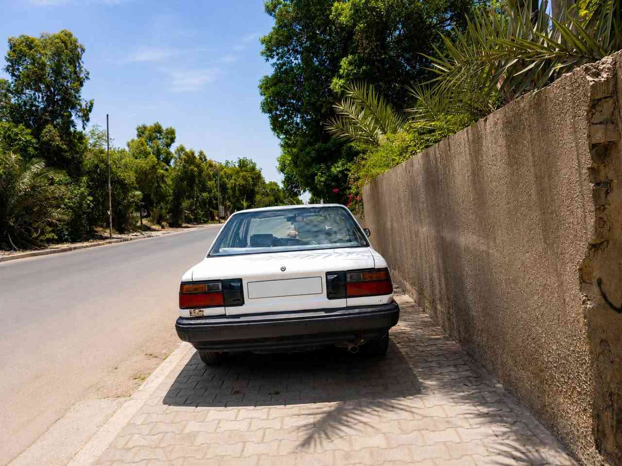 اللهم صلي على محمد وآل محمد
كورلا 90 ايسر بلاد 
السيارة جديدة 
رقم بغداد 
تبريد بس غاز 
دوشمة بجيس 
السعر 45 قابل التفاوض
***********

