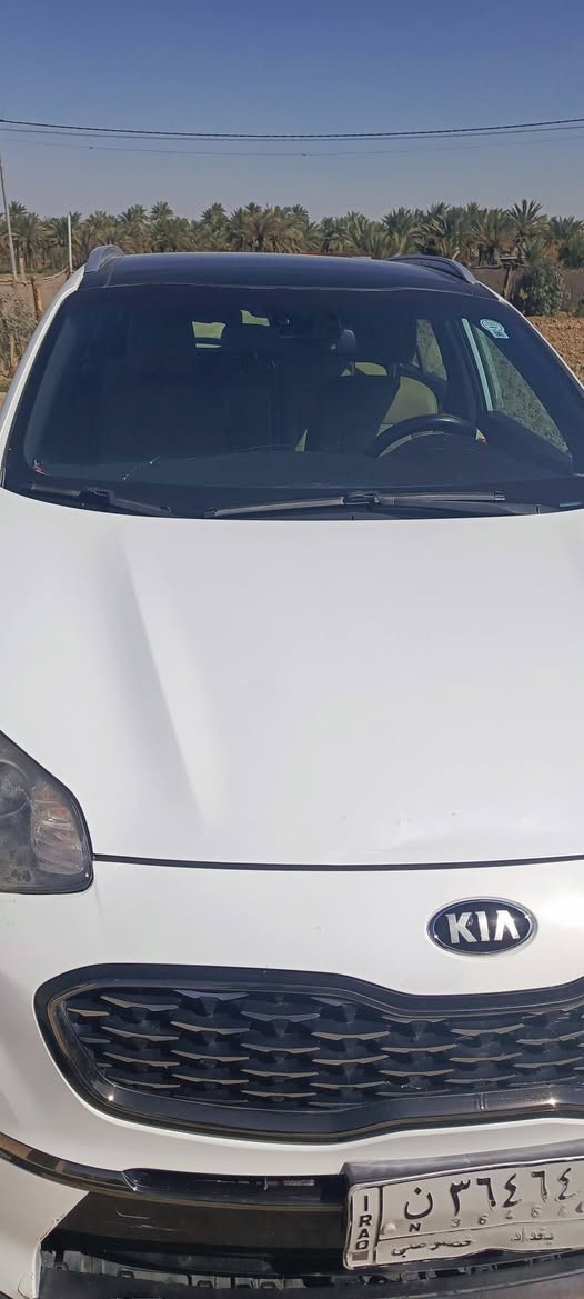 السلام عليكم ورحمة الله وبركاته. سيارة سبورتج للبيع موديل ٢٠١٩ لون ابيض رقم بغداد ألماني السيارة فول مواصفات محرك ٢٠٠٠ ماشية ١١٣ الف كيلو متر
@ بانوراما فتحة
@قطعتين تبريد ثلج
@ كشنات كهربائي جلد 
@عدة كاملة وسبير مانازل
@اللون ابيض
@رقم بغداد ألماني باسمي السيارة تحويل بنفس اليوم 
@مري شفط .اشاير بالمري
@جنطة كهربائي 
@كاميرا دوارة  وحساسات أمامية وخلفية 
@مانع انزلاق وشحن موبايل واير ليس
@السرع (ايكو ونورمل وسبورت) 
@مكان السيارة بابل او بغداد 
@ السعر والتفاصيل
 عالخاص رقمي الواتساب  ***********
والصور معروضة أمامكم وشايف الف خير للياخذها
