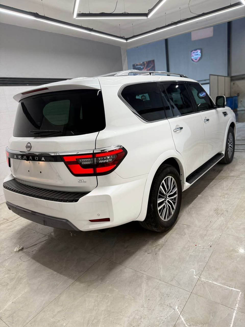 𝟐𝟎𝟐𝟑 𝐍𝐈𝐒𝐒𝐀𝐍 𝐀𝐑𝐌𝐀𝐃𝐀-SL

نيسان ارمادا (SL) موديل : 2023

عداد المسافة :25995 الف

حجم المحرك : V8 5.6L (8,سلندر)

ملاحظة السيارة :كلين تايتل بدون سبغ بدون ايرباك 
سعر السيارة 400$ شدادت و مجال 
المواصفات (SL)

فول فول مواصفات 1/1

فتحة سقف سلايد
دةبل اكسل : 𝐀𝐖𝐃
 بصمة ابواب 
بصمة تشغيل 
تشغيل عن بعد : 𝐑𝐄𝐌𝐎𝐓𝐄 𝐒𝐓𝐀𝐑𝐓
شاشة دشبول ديجيتال
شحن وايرليس
كاميرا °360
‏‎كاميرا امامي
كاميرا جانبي
كاميرا خلفي
رادار °360
اوتو ستارات : 𝐀𝐔𝐓𝐎 𝐒𝐓𝐀𝐑𝐓
اوتو ستوب : 𝐀𝐔𝐓𝐎  𝐒𝐓𝐎𝐏
رادار امامي (تحديد مسار)
رادار جانبي  (نقاط عمياء)
رادار خلفي (التحذير من الاصطدام)
حساسات °360
حساسات امامي
حساسات جانبي 
حساسات خلفي
كشنات (𝐕𝐈𝐏)
كشنات جلد
كشنات كهربائي
كشنات خزن+ميموري
كشنات تبريد
كشنات دفئة
تحكم استيرن
استيرن كهرباء
استيرن خزن+ميموري
استيرن دفئة
تبريد لمس 
تبريد مركزي 
‏‎مراء شفط كهربائي 
صندوق شفط كهربائي 
لايتات (𝐋𝐄𝐃) ليد عدسة زينون بيلادي
بلاجيكتور (𝐋𝐄𝐃) بيلادي
بكلايتات 𝐋𝐄𝐃 بيلادي
ويل كروم 

وبعد هواية مواصفات…

‏‎تفاصيل اكثر الاتصال علی ارقام التاليه ‏‏

‏ WhatsApp - Vibir

☎️***********

☎️ ***********

عنوان📍اربيل شارع 100 معرض أبو ظبي 1 أربيل, العراق
