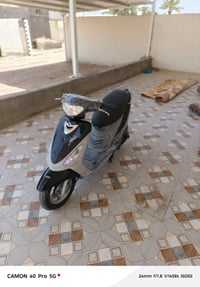 دراجه ما بيها شي مال مفتوحه بلاك 07850777533