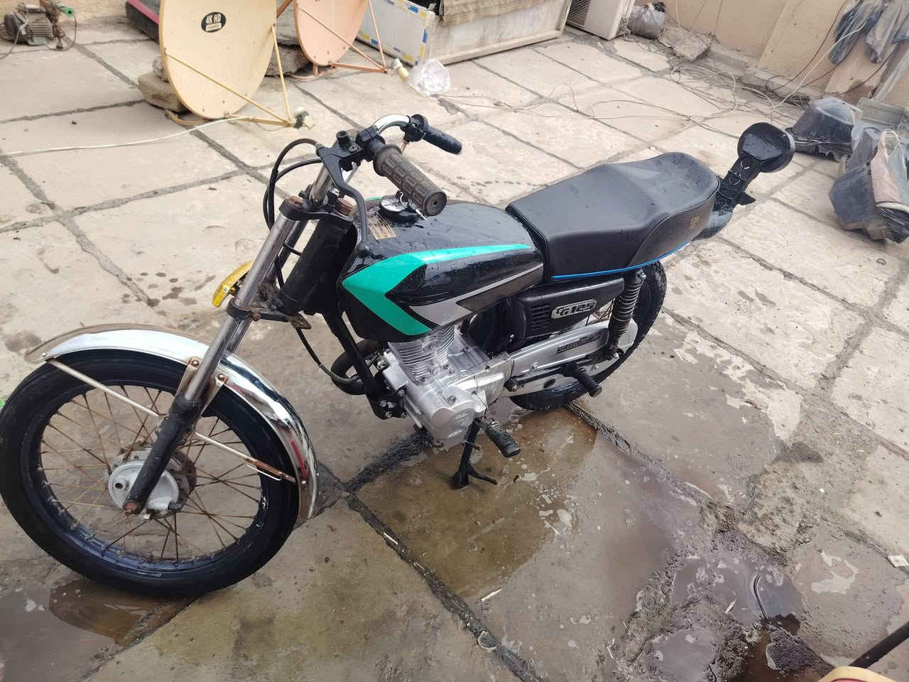 سلام  عليكم اخوان رمضان كريم عليكم دراجه كلك للبيع  مفتوحه فقط بستم  دراجه كامله ترايك اذا تريد سوك شيوخ مكاني ناصريه مركز قرب مستشفى بنت الهدى دراجه جاهزه كلش  عوزه ترتيبات  السعر 350


**إذا كنت صاحب هذا الإعلان وتريد حذفه لأي سبب، رجاءا أرسل رسالة إلى الدعم الفني**