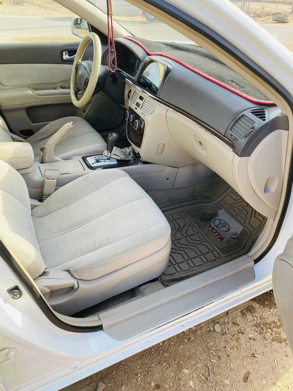 سلام عليكم 🫡 
سوناته 2008
امريكيه 2400بيه رشات صبغ حداثه هلال لخلفي من امريكه 
تخم تاير حديده تبريد تدفئه 
رقم جديد سنويه ل٣٠جاهزه 
مكان سياره كربلاء طوريج ***********
