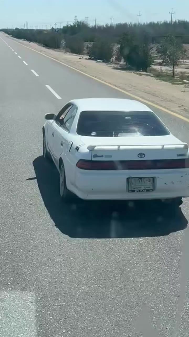 السلام عليكم
  
مارك نفخ لون ابيض رقم بصره مشروع وطني شرط مداور 
كفاله كص ونقل 
مكينه وكير شرط الفحص 
منضومه زنون 

ويلكب رياضي 

شوته رياضيه .

كهربائيات كلها شغاله 

غرفتها مرتبه 

تحكم مري  

سعر 53 وبيها مجال قليل 
التواصل 
***********
بي واتساب
مكاني بصره سفوان
