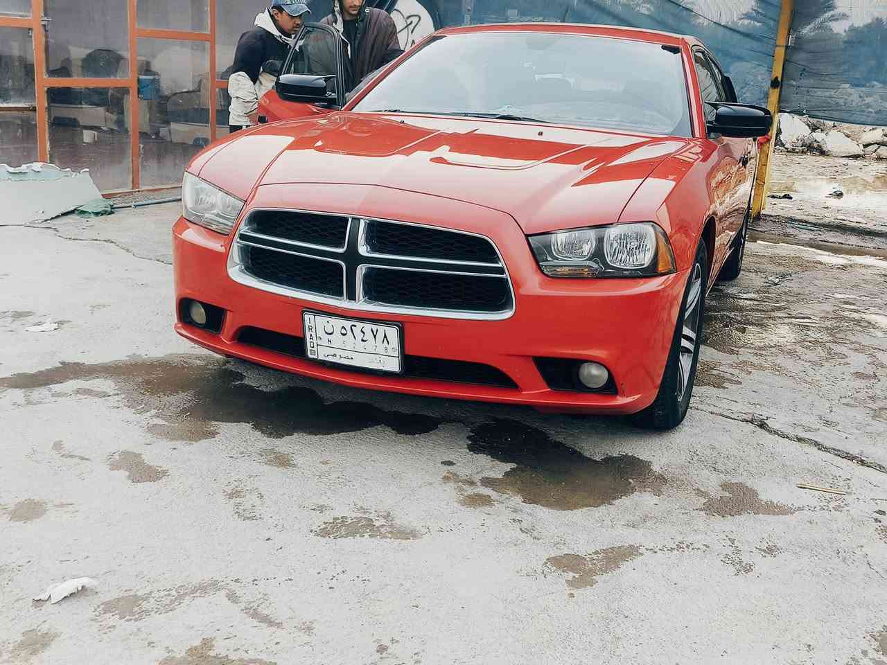 السلام عليكم دوج شارجر لبيع مديل 2013 خليجي كفاله عامه من الصبغ والضربه تخم تاير جديد حداديه امامي وخلفي جديده كير ومكينه شرط النضافه مكينتها 3/6 شرط النضافه "
موصفات؟ 
شاشه جبيره
تحكم استيرن
بصمه
شفتات استيرن
كير طياره ٨ نمر
منضومه زنون عالي وناصي 
كشنات حضن جلد 
تحكم كشنات كهربائي
ويل 18 خليجي
لون ماروني
مكانها الدوانيه الحمزه الشرقي
السعر 189 وبيها مجال
رقم الهاتف ***********
ملاحظة مكلف بلنشر اتصل وبيك خير وتدلل
