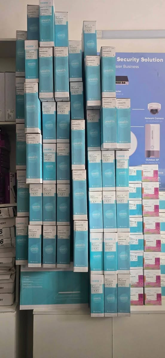 #sky link
زبائن الكرام  عروضنا للUniarch✔️✔️
من شركة skylink الوكيل المعتمد✅️✅️✅️
4 جنل  2 ميكا بسعر 37.000 ✔️✔️
4 جنل 5 ميكا بسعر 47.000الف ☑️☑️
8 جنل 2 ميكا بسعر 50.000 الف☑️☑️
8  جنل  8جنل يشغل 2ميكا وال5  بسعر 57.000 الف✅️✅️✅️
متوفر سستم 2 وال 5 ميكا 
الكت يشمل 
[4 كاميرات-Dvr -r كيبلات طول 20 متر -ماوس ]
باسعار منافسه
العروض تشمل اي منتج يخص الكاميرات
كاميرات Ip & انلوك 
يوجد توصيل كافة محافظات العراق 🚗🚗
للتواصل واتساب او ماسنجر
***********
بغداد شارع الصناعه مدخل فرع صاج الريف مقابل الجزيرة للاتصالات🚗🚗
