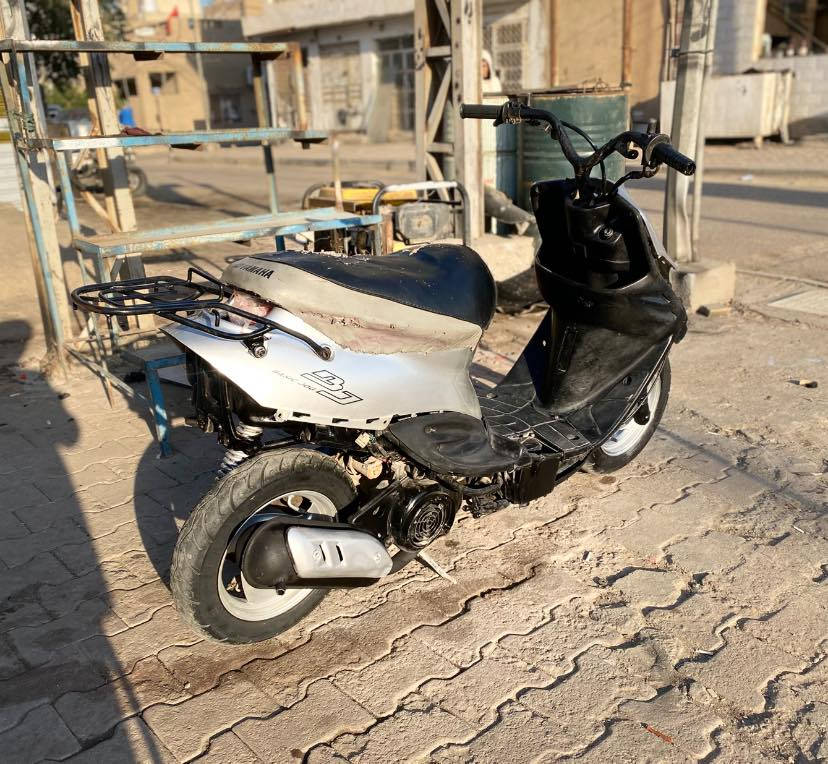 السلام عليكم دراجة أم تسعة  يوماها نضيفة  شلعة ومعدل خير من يم الله سعر 350 وبية مجال هاذ رقمي ***********
