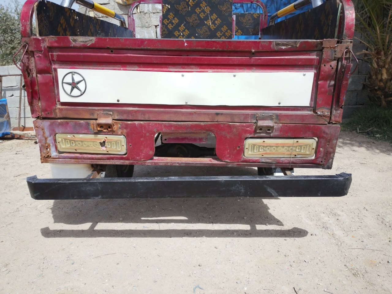 سلام عليكم ستوته للبيع موديل21 أوراق اصولي مكينة جديده كهربائيات كلها شغاله تواير  انضاف ستوته بلاديه شاصي مكفول مكان الرفاعي السعر مليون وستمائه وبيها مجال مكلف بانشر رقم راعيها (***********)
