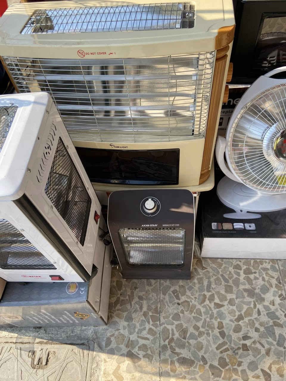 السلام عليكم
أخوان ملاحظة/ عروض على الصوبات النفطيه وكهربائيه 
وعروض بمناسبة راس السنة سارعوا بالحجز ويوجد توصيل لجميع المحافظات الحجز على الخاص او واتساب ***********
