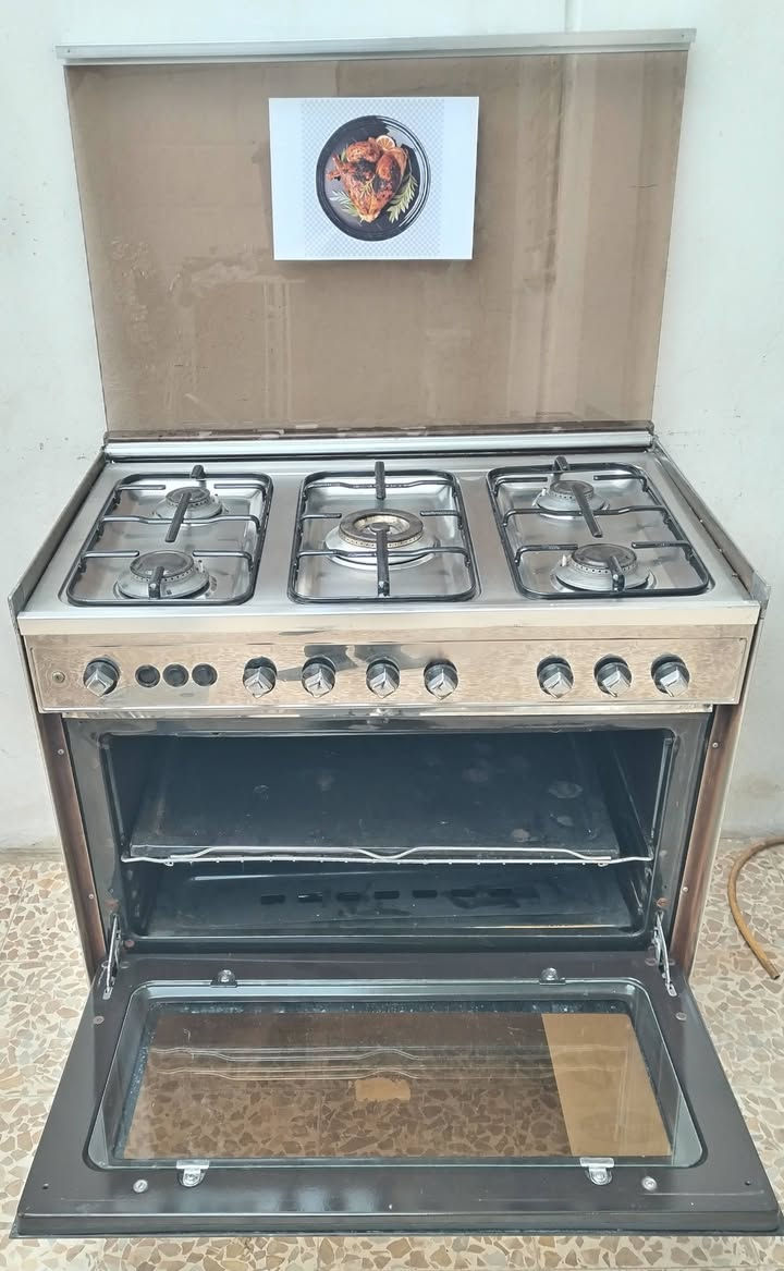 طباخ عشتار 175 الف
طباخ عشتار مصري خمس عيون نظام بوري فرن خطين يشتغل قياس 90* 60 شغال فرن شغال جدا نظيف
العنوان موصل جانب الأيمن رجم حديد للاستفسار
***********
***********
