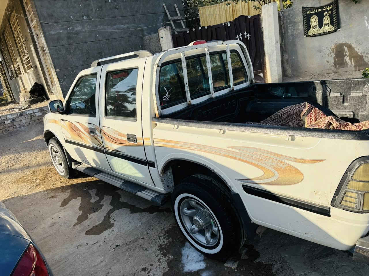 السلام عليكم كنوة ٢٠١٢ بدون صبغ بدون حادث تخم تاير جديد مسجل ايباد جديد وتخم سماعه نقص اكسسورات رقم بابل جديد باسمي عنوان السيارة بابل
***********
