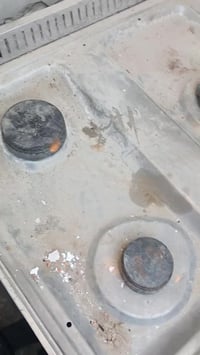 طباخ • فرن شغال • جامة مكسورة