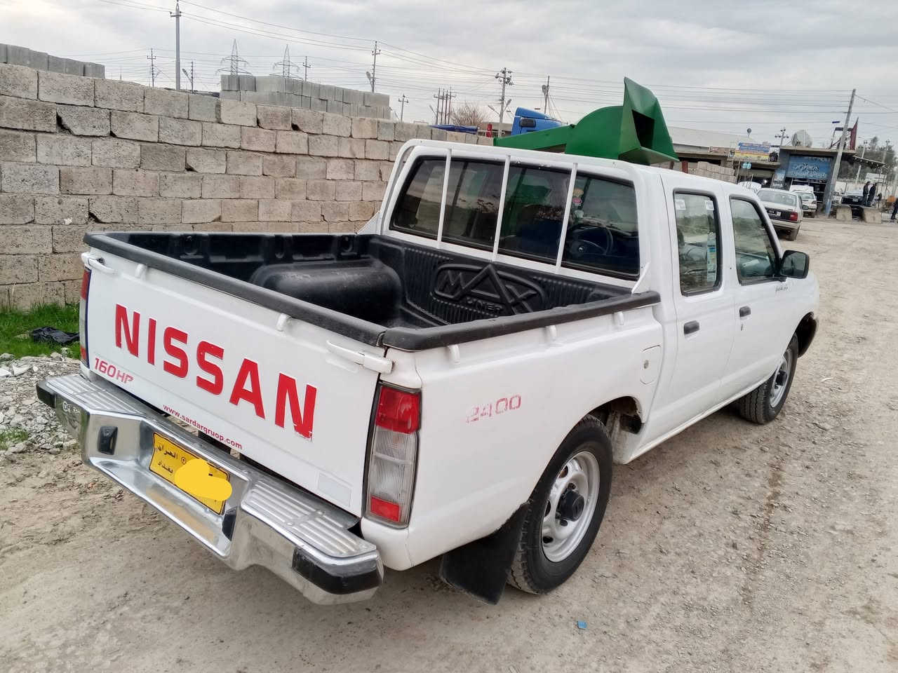 نیسان 2002 ...ئاڕمی سلێیمانی
تەبرید و پاوەر ....بەشەتری گێڕ و مەکینە و ئەکسل
1 پارچەی بۆیاخە ...4 تایەی لۆکی لەژێرە 
***********__*********** لە سەید سادقە
سووپاس ئەدمین 😍  ....نرخی ...94 گەڵایە ...
