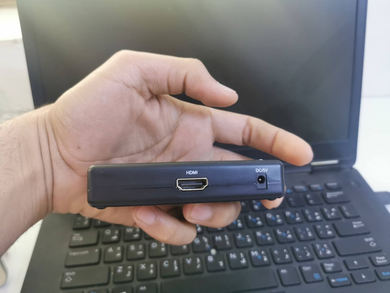 تحويلة من كومبونت (5 فيش)
الى hdmi
تفيد الي شاشاتهم ما بيه مدخل كمبونت
السعر 28
التوصيل لكل المحافظات 5


**إذا كنت صاحب هذا الإعلان وتريد حذفه لأي سبب، رجاءا أرسل رسالة إلى الدعم الفني**