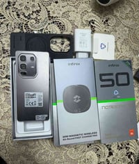 Infinix note 50 pro + 5g 256/12 ملحقات كامله الجهاز الشاحن 100 واط الك...