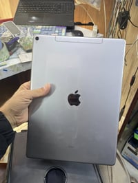 ايباد 11 برو • ٢٥٦ جيجا • شاشة ١٢٫٩ بوصه