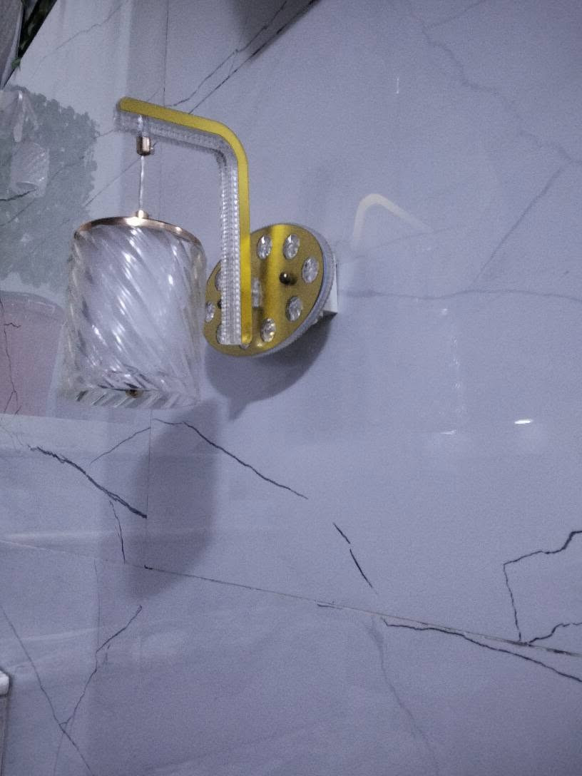 ثريات ثنين جدارية واحدة سقفية سعرهن كلهن 90 قفل عدت الوان 
مراوح سقفية ام ريمون جدد كلش عدد 2 الوحدة 30 قفل النجف, العراق


**إذا كنت صاحب هذا الإعلان وتريد حذفه لأي سبب، رجاءا أرسل رسالة إلى الدعم الفني**