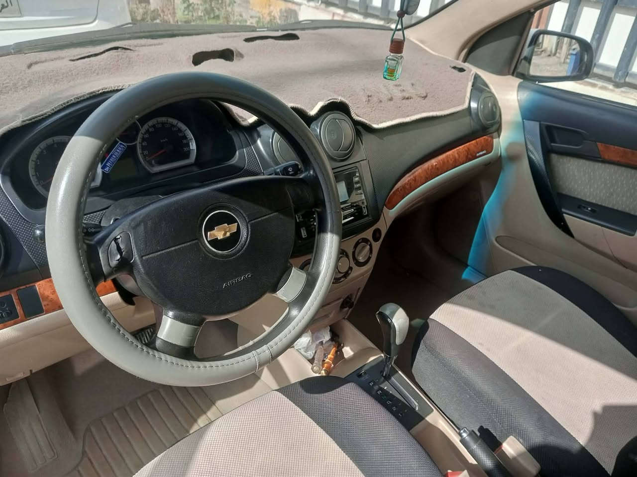 افيو رقم اربيل بيهة قطعتين جاملغ وبنيد 
ميكينه 1600 دخل بيجي واسود حداديه الور جديد  الكدام نص  
تخم تاير جديد تبريد شغال مكاني نجف ***********
