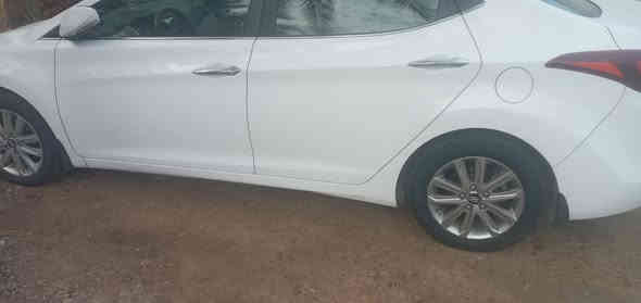 النترا خليجي موديل ٢٠١٦ رقم بغداد جديد تحويل مباشر مواصفات الخليجي المعروفه ماشيه ٢٣٠ نظيفه صبغ جاملغ خلفي من الكنر وجوه ونص دوسه بدون داخل مأشر بالصوره محرك كير نظيف وبقيه السيارة على الشوف الصور مو قياس نصبتها كلش حلوه وعدله نظيفه داخل خارج السعر ١٣٥ مكانها بغداد قرب حي الجهاد  *********** اتصال وبيه واتس اب
