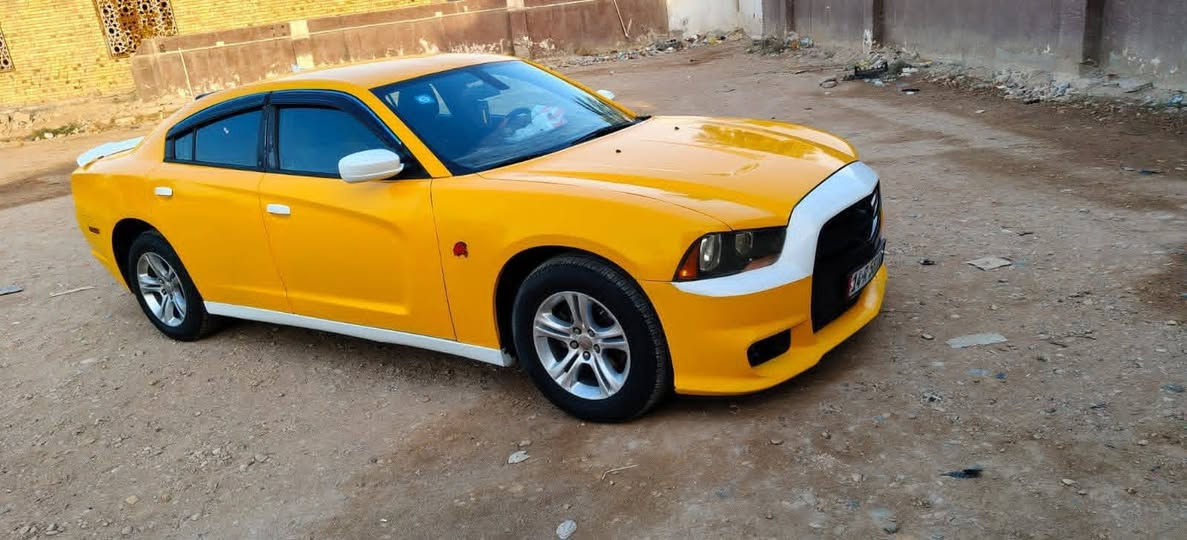 سلام عليكم جارجر 12 للبيع حادثه جاملغ وبنيد  بدون دواخل جاملغ الخلفي بيه ضربه خفيفه السياره جاهزه تريد مداور تريد وكاله  بيع مستعجل  ب 136 وبيه مجال  *********** مامتواجد عل فيس اتصال فقط  مكاني الشطره
