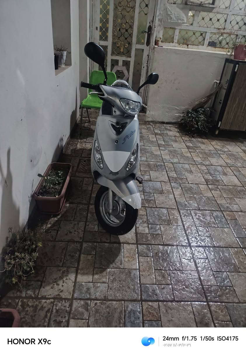 السلام عليكم.؛ دراجه للبيع ماكس منغولي ختم واحد ويه المكينه كله امختمه الاشاير الماصده البك لايت الدواخل الجنطه الكفرات. + الدراجه بحاله الوكاله واكفلك الدراجه كفاله عامه المكينه ناعمه كلش او بيه شلعه او معدل فول +الكهربائيات كله شغاله والحساسات مال البك لايت هم كلهن يشتغلن  + الدراجه صارله ٢٠ يوم ضبط من طلعت من الوكيل والوصل مالته موجود +.  مكاني بالحله. قرب جسر الثوره للاستفسار ***********    السعر $خاص...؛ً
