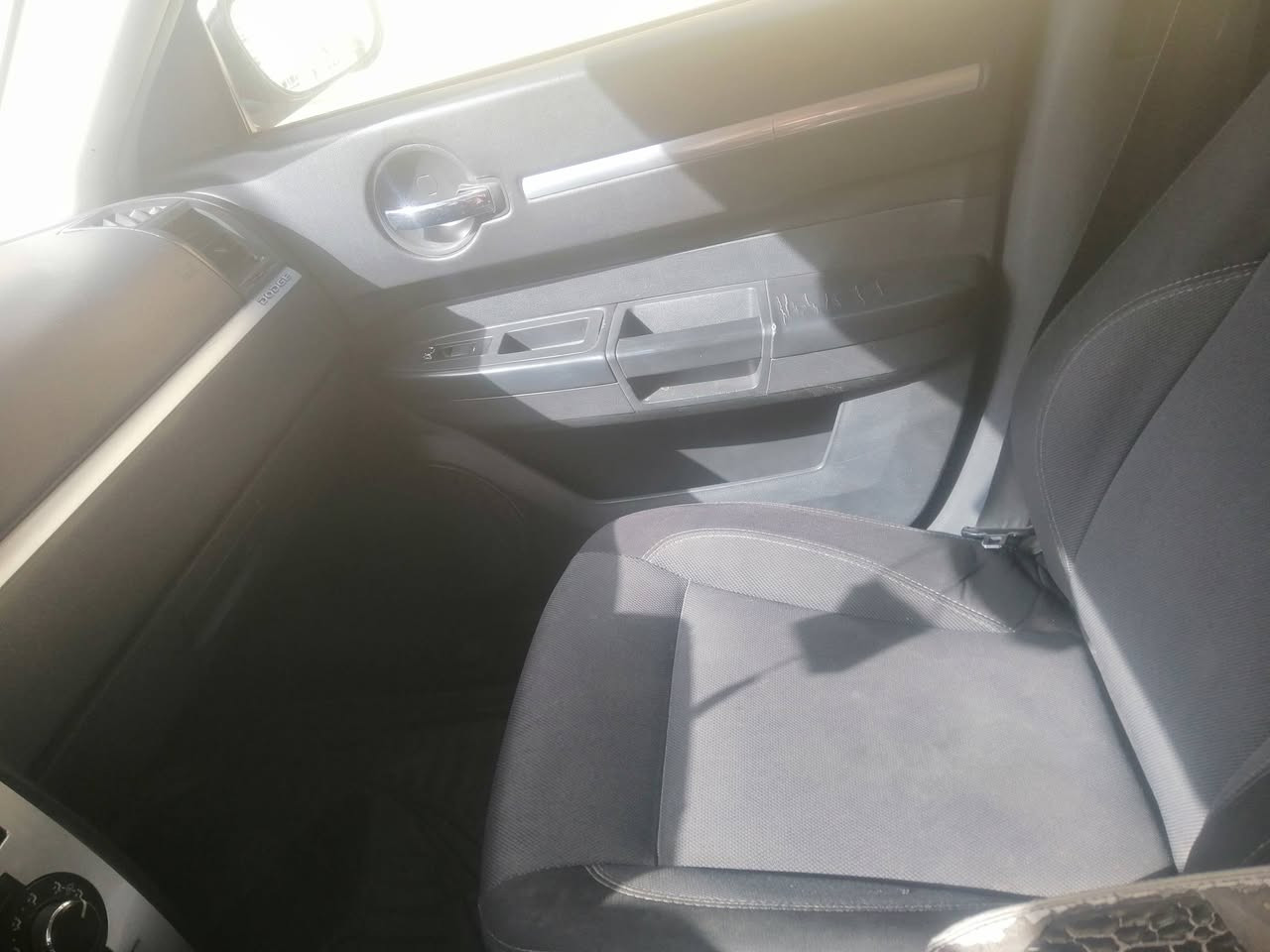 السلام عليكم
بسب الوعود الكاذبه

جارجر عشره بغداد دولي باسمي مكانها بصره حيانيه سنويه ل٣٠
السياره بيها طخطخات بسيطه
تبريد ما بيها حداديه بس الوره ٧٠بالميه السعر

٨٠ورقه الشراي يتصل *********** متوفر وتساب
*********** متوفر وتساب
