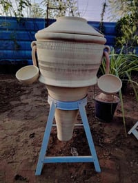 حب ماء • فخار • استاند حديد