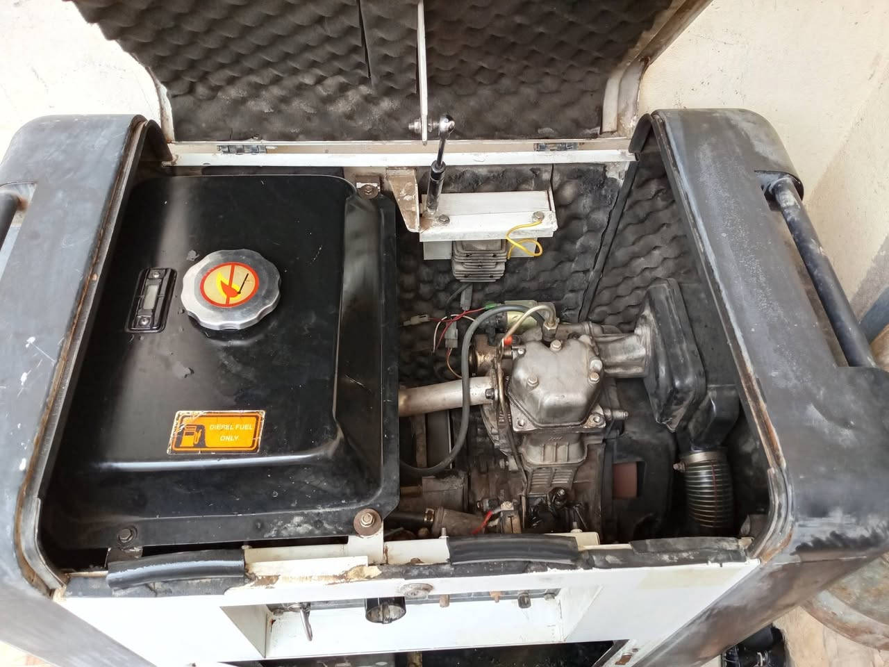 موالد كامه شغال 25 امبير اي عطل مابي بعقوبة المفرق السعر 450 وبي مجال ***********
