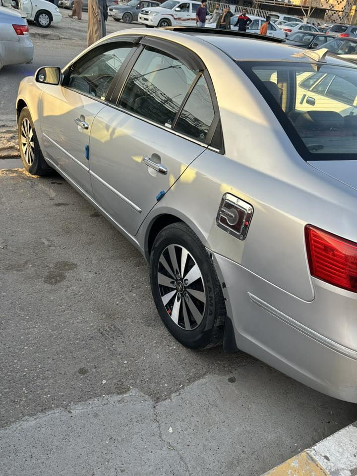 سلام عليكم سياره سوناتا مقدس 2009 امريكي كلين كفاله عامه محرك 2400 
تبريد تدفئه شغال 
فتحه 
كامرا دواره 
السياره حيل حلوه اضبط من التصوير 
مكان السياره الانبار الفلوجه السياره معروضه 135 ورقه وبيها مجال 
استفسار ‭0783 437 7548‬
#مكلف_بالنشر
