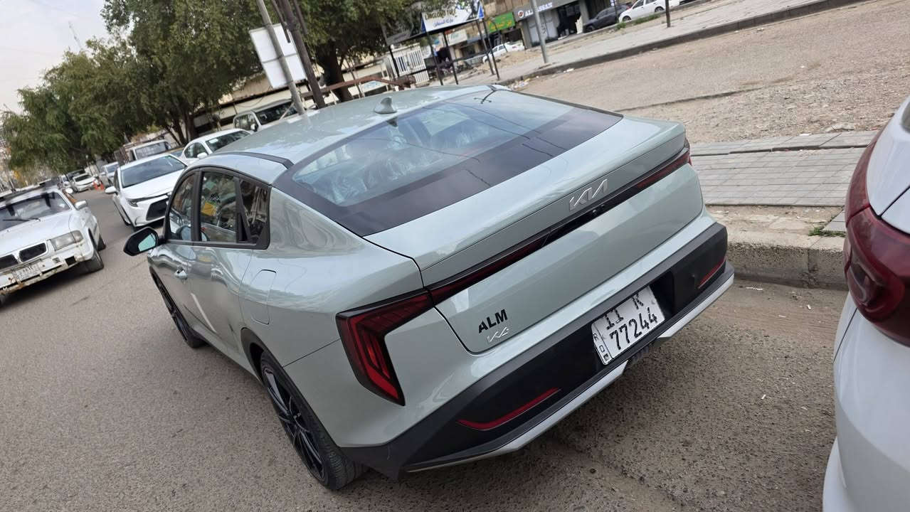 كي فور أمريكي موديل 2025 
ماشيه 7  الف بعده زيرو بوضع الشركه 
رقم بغداد الجديد بأسمي 
السياره فول عده البنراما 
محرك 2000 دوش 
كير 8 نمر ايتي 
السياره حادث بنيد وجاملغ والسونار بالمنشور ورقم الشاصي بالمنشور 
السعر 165  مكان السياره بغداد اليوسفيه 
***********
***********
