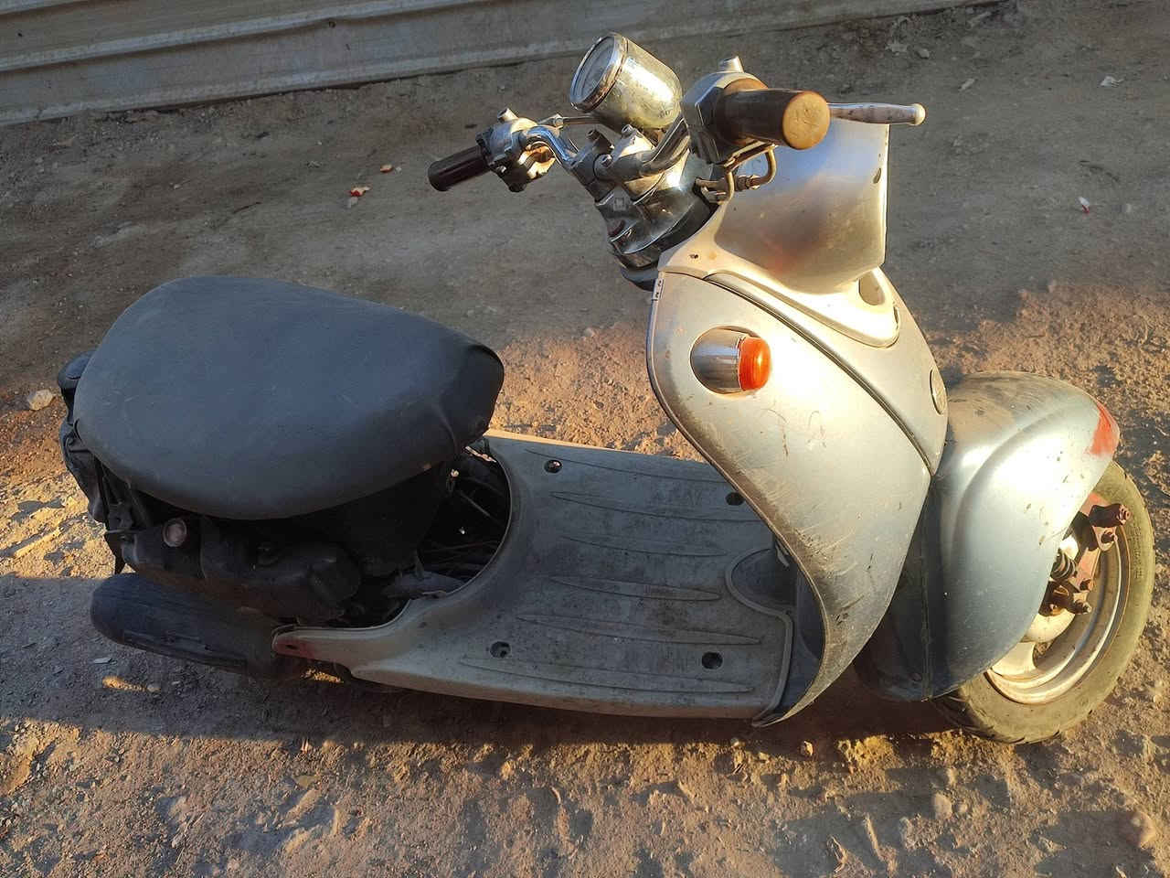 دراجة عبد الحليم عطلانه قيم وراسني


**إذا كنت صاحب هذا الإعلان وتريد حذفه لأي سبب، رجاءا أرسل رسالة إلى الدعم الفني**